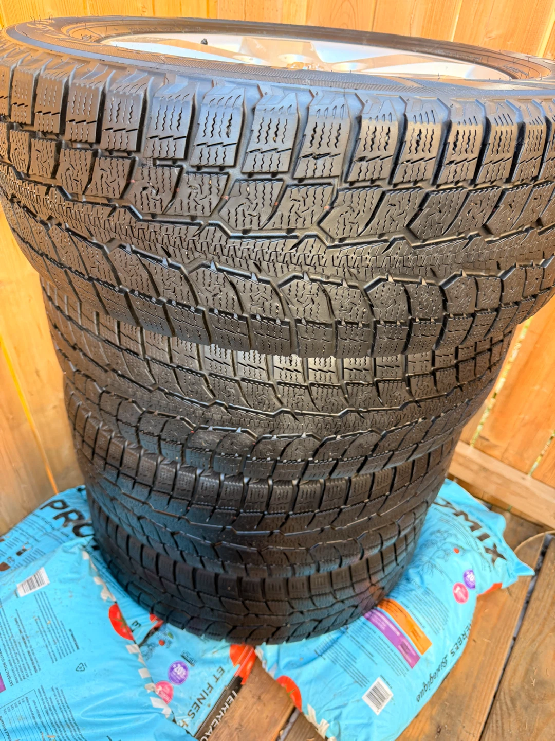 Set of 4 Toyo Observe Winter Tires with Dodge Rims - photo 2