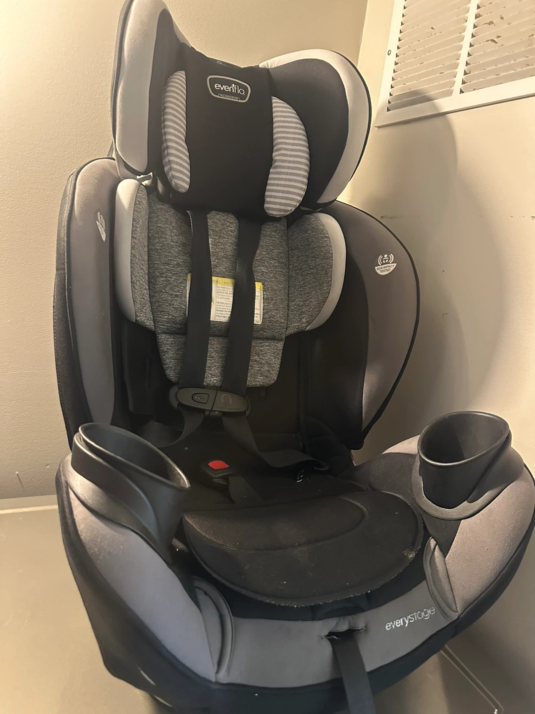 Evenflo EveryStage Car Seat - photo 2