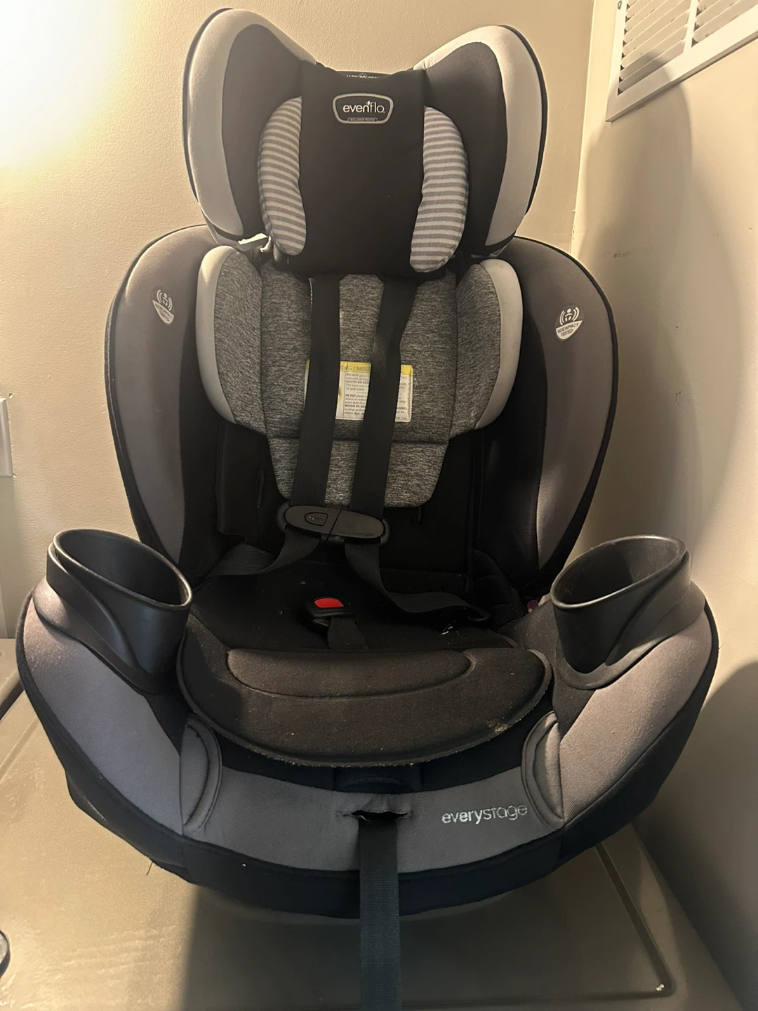 Evenflo EveryStage Car Seat - photo 3