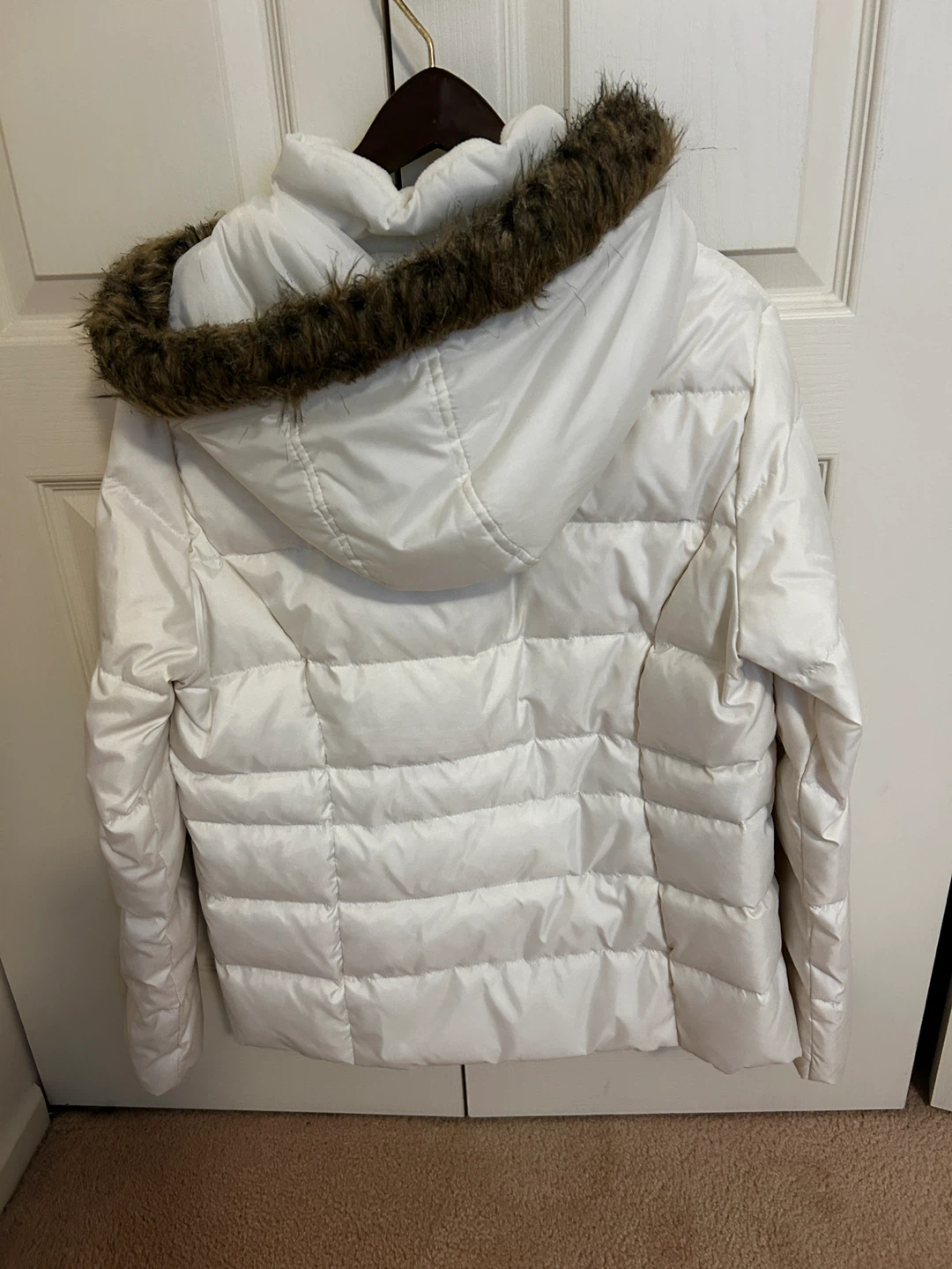 NEW White Down-Filled Jacket with hood - photo 2