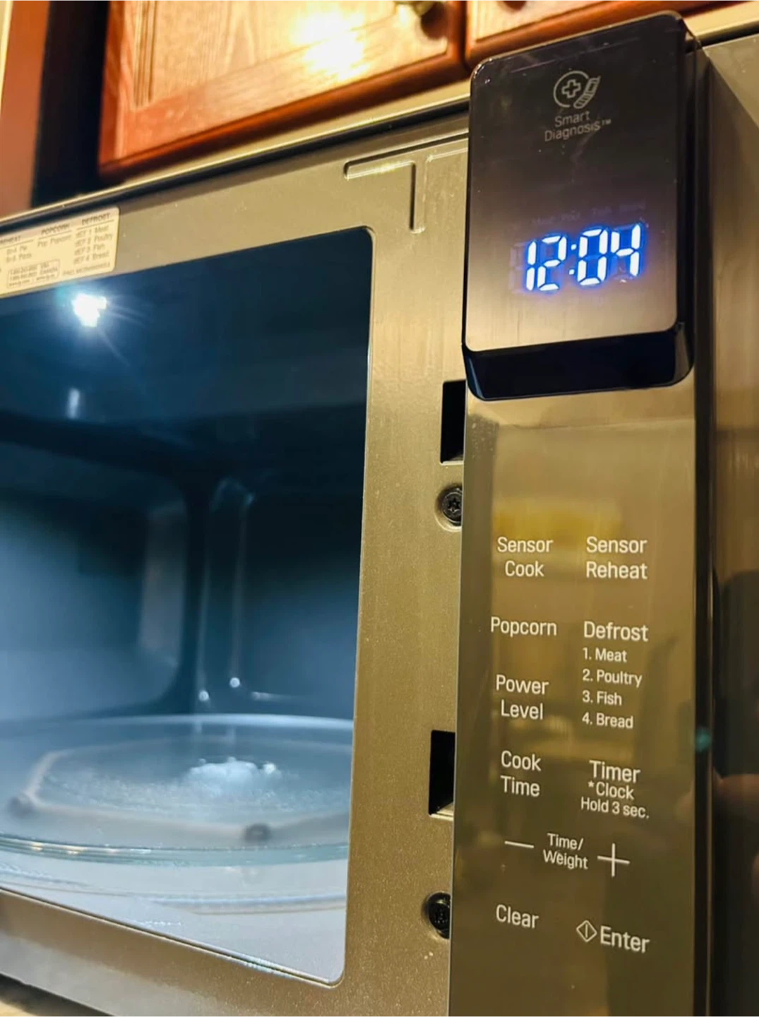 LG 1.5 cb.ft. NeoChef Smart Inverter Countertop Microwave - photo 4