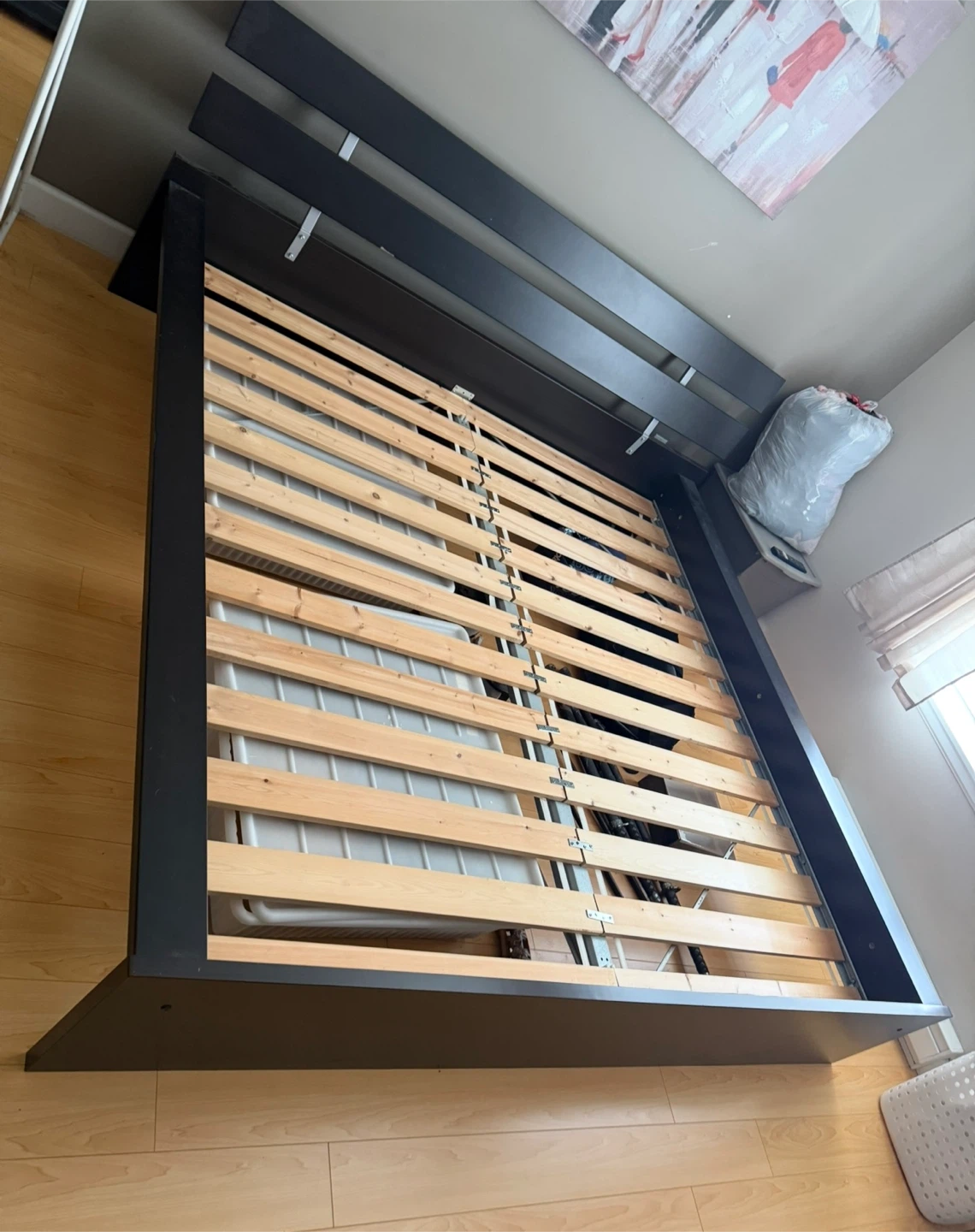 King bed frame