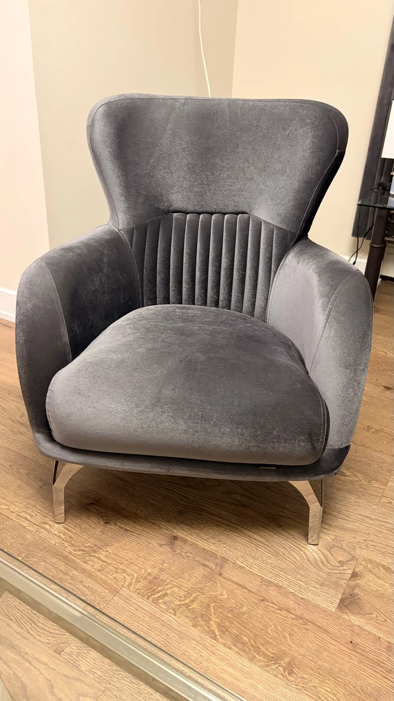 Grey Velvet 3-Piece Living Room Set - photo 5