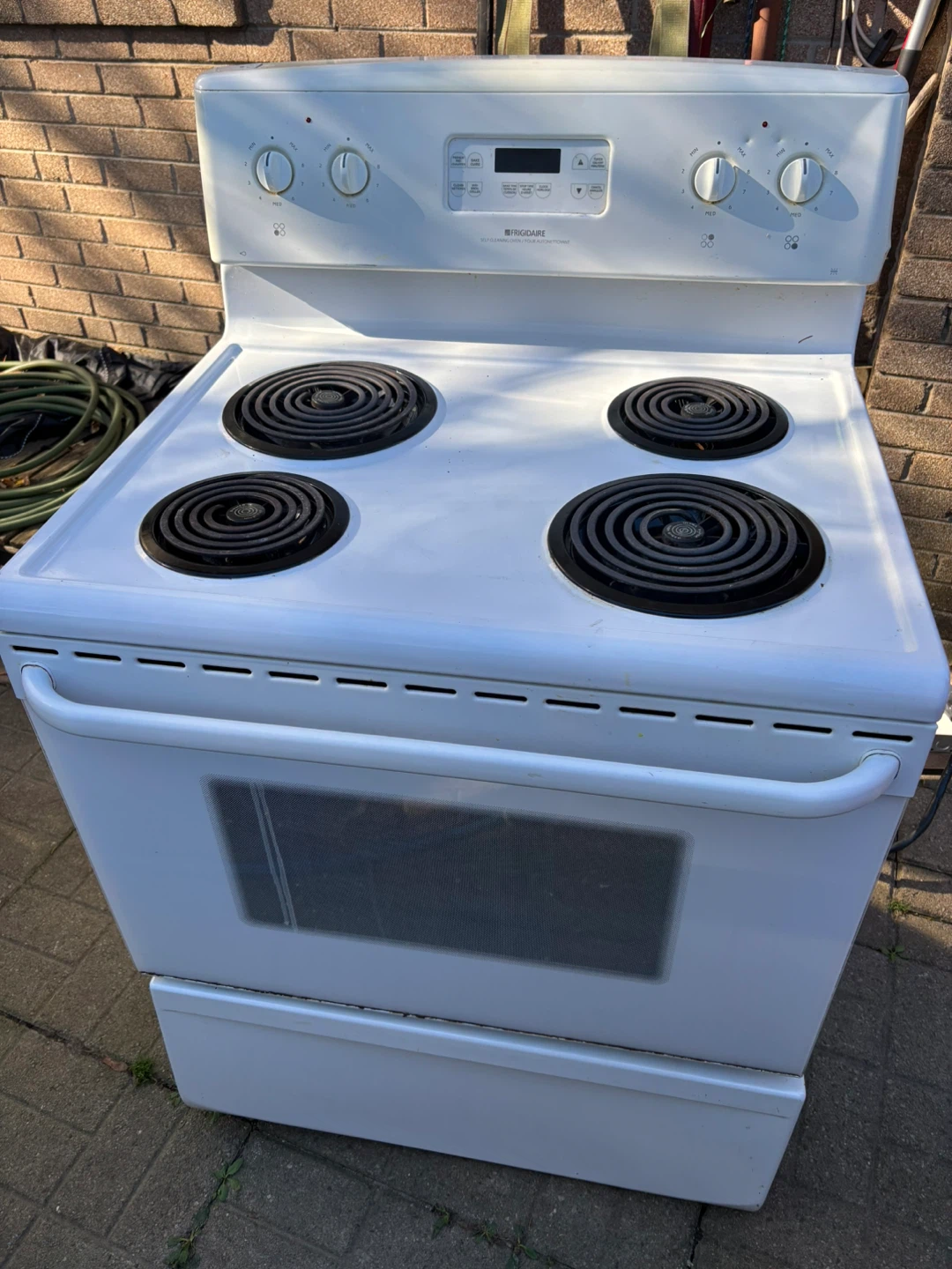 stove range & delivery (As it's read) - photo 2