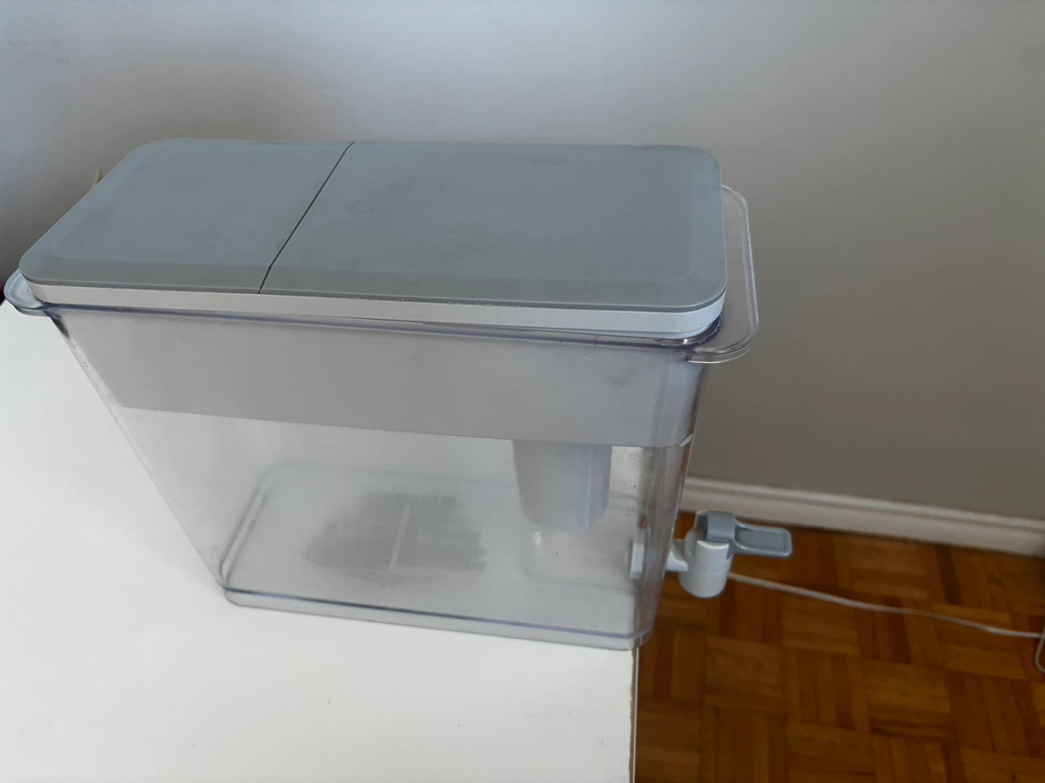 Brita Water Filtration Dispenser - photo 2