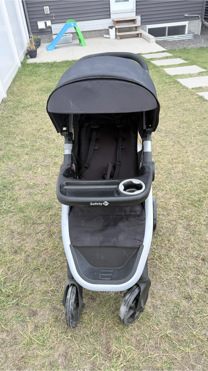 Safety 1st Black Baby Stroller with infant car seat