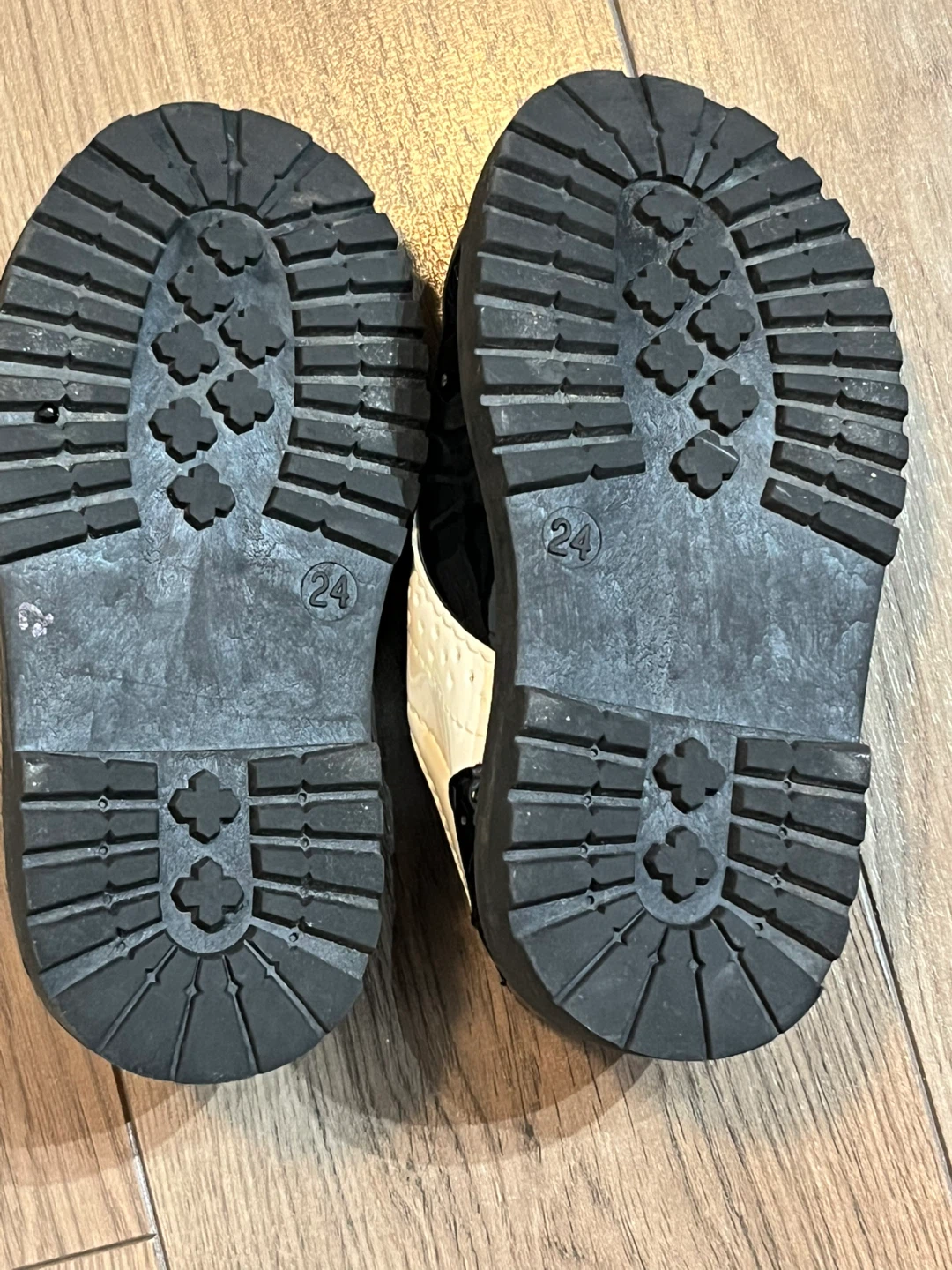 Toddler Dress Shoes Black and White Size 24 - photo 3