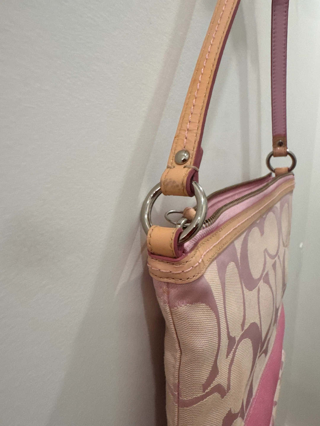 Y2K Coach Signature Pink Shoulder Bag - photo 5