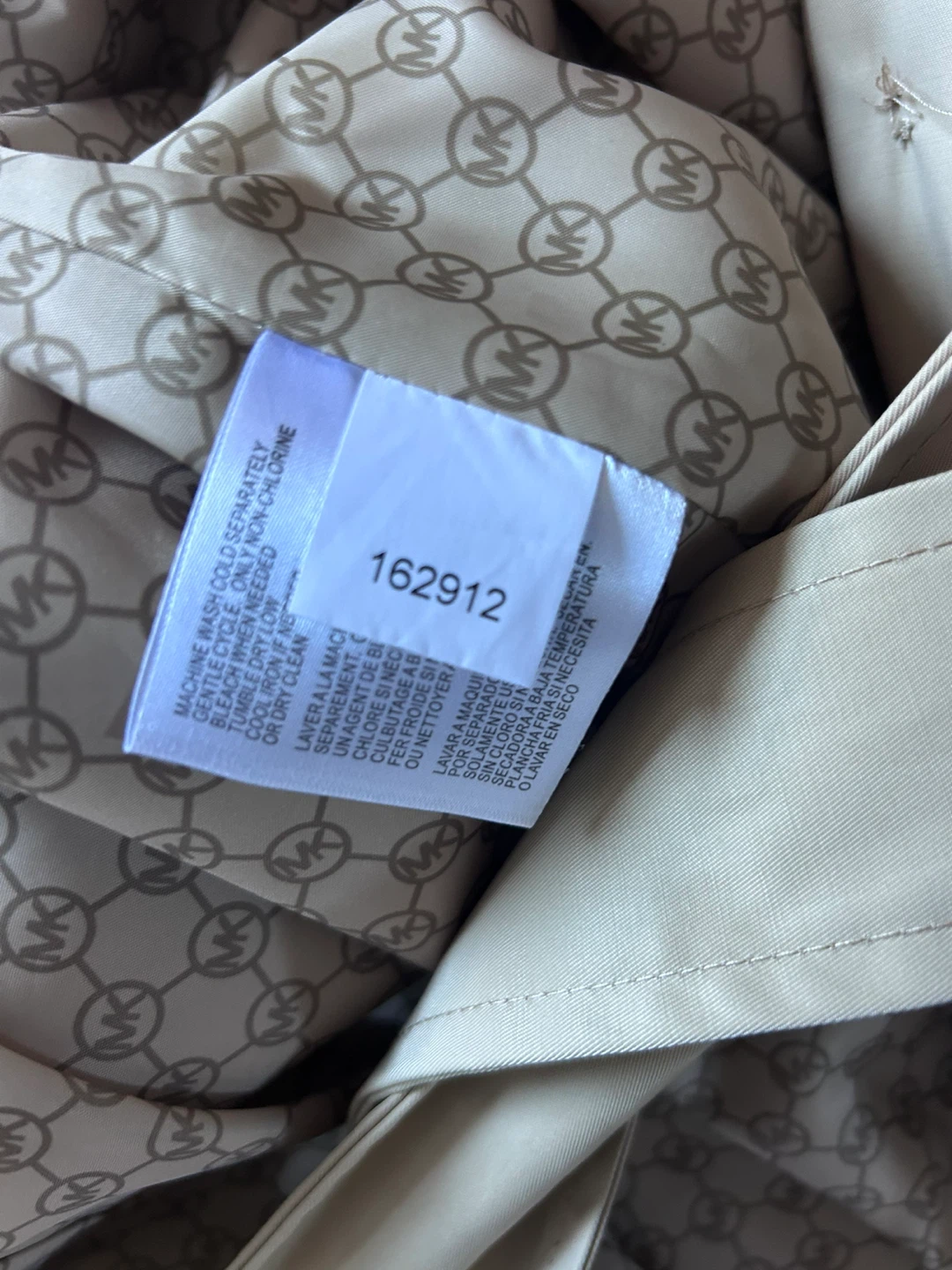 Michael Kors Trench Coat Size L - photo 4