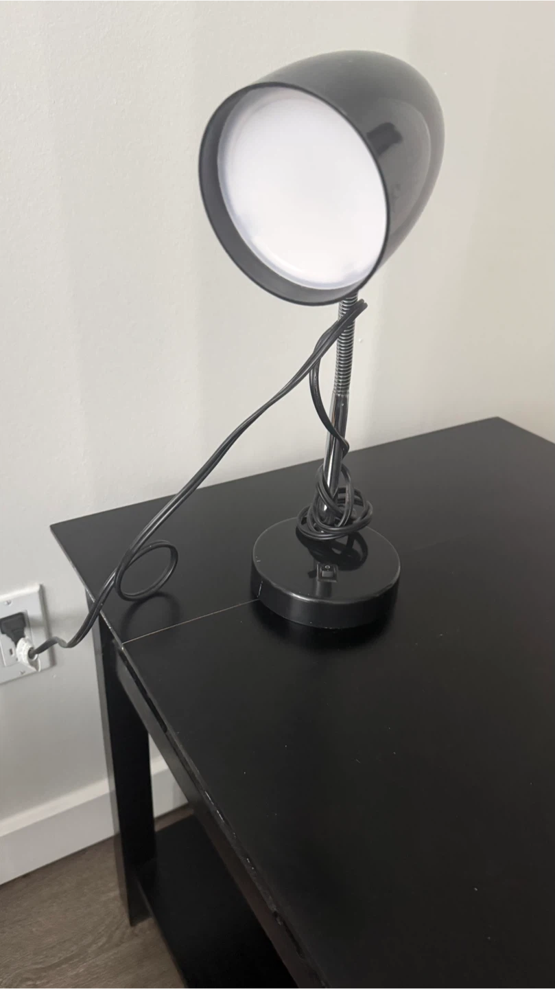 Black adjustable desk lamp - photo 2