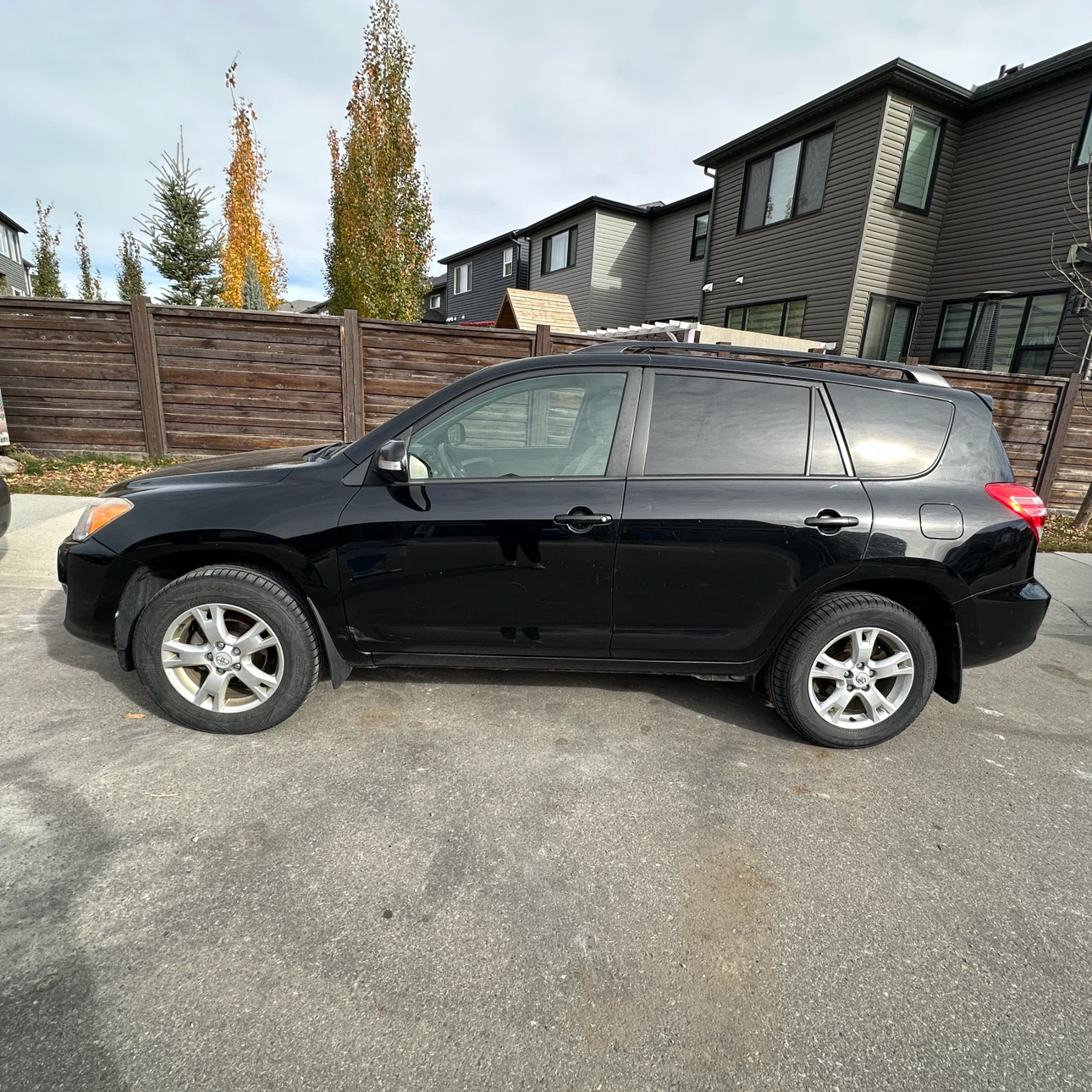 Black 2011 Toyota RAV4 - photo 3