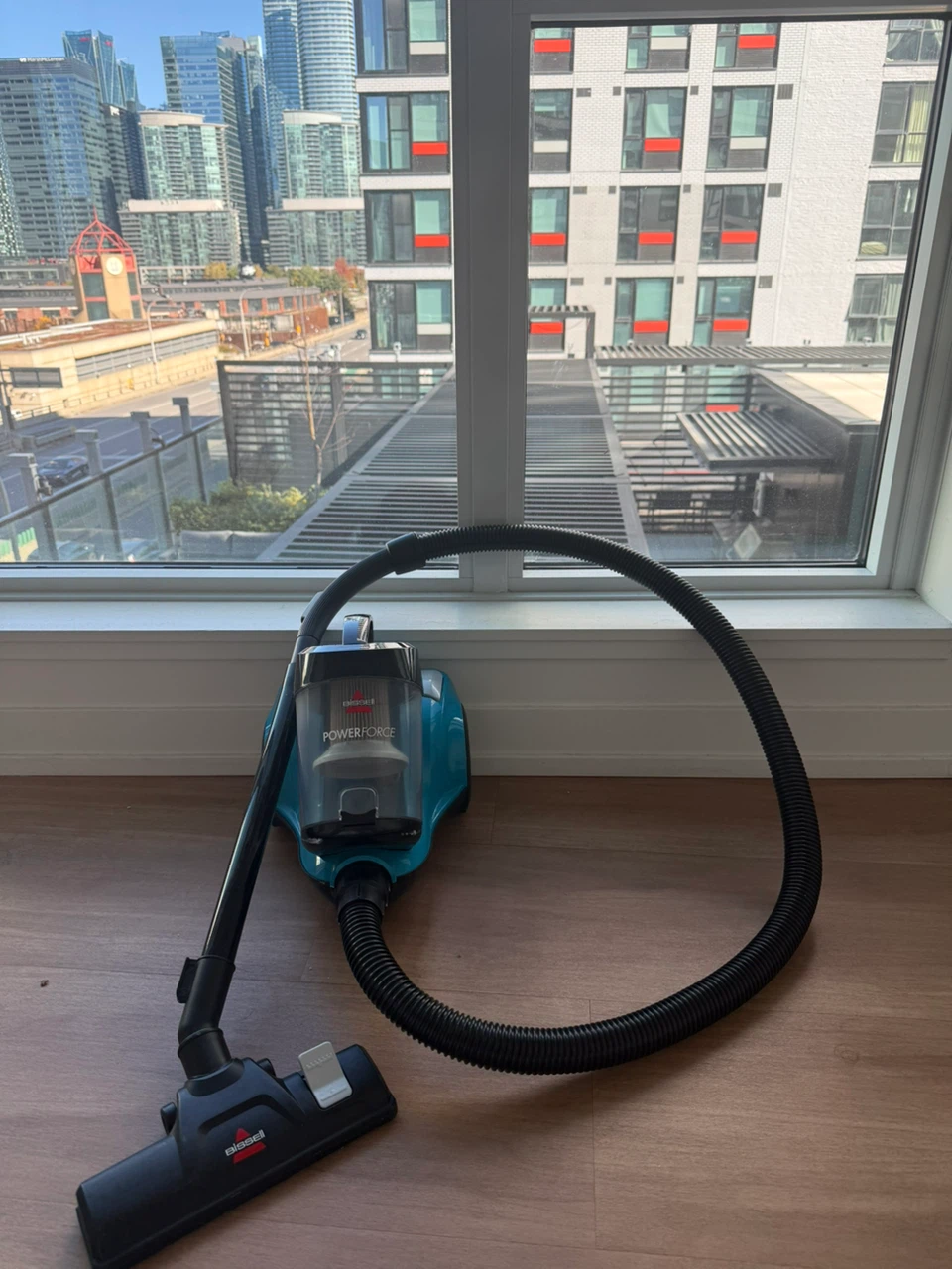 Bissell PowerForce Bagless Canister Vacuum 21564 - photo 2