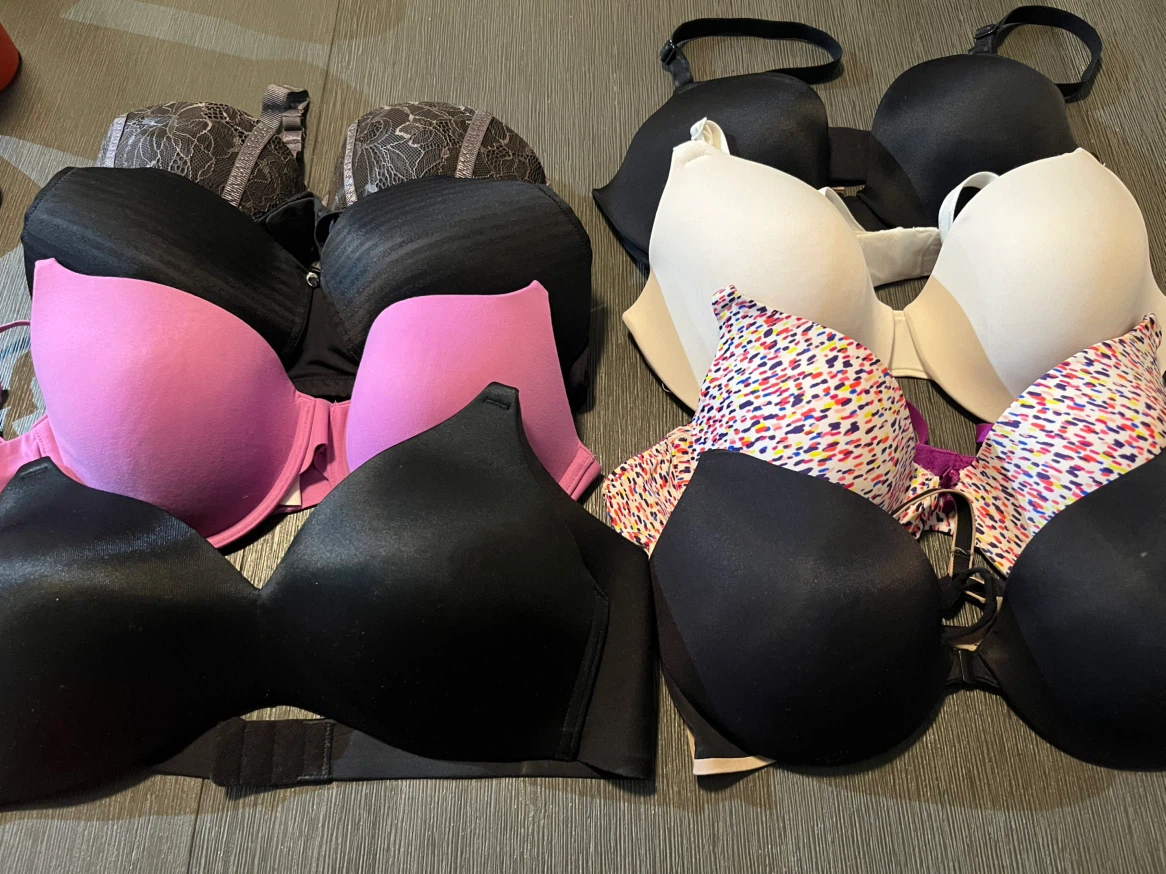 Lot of 8 Assorted Bras Size 36B