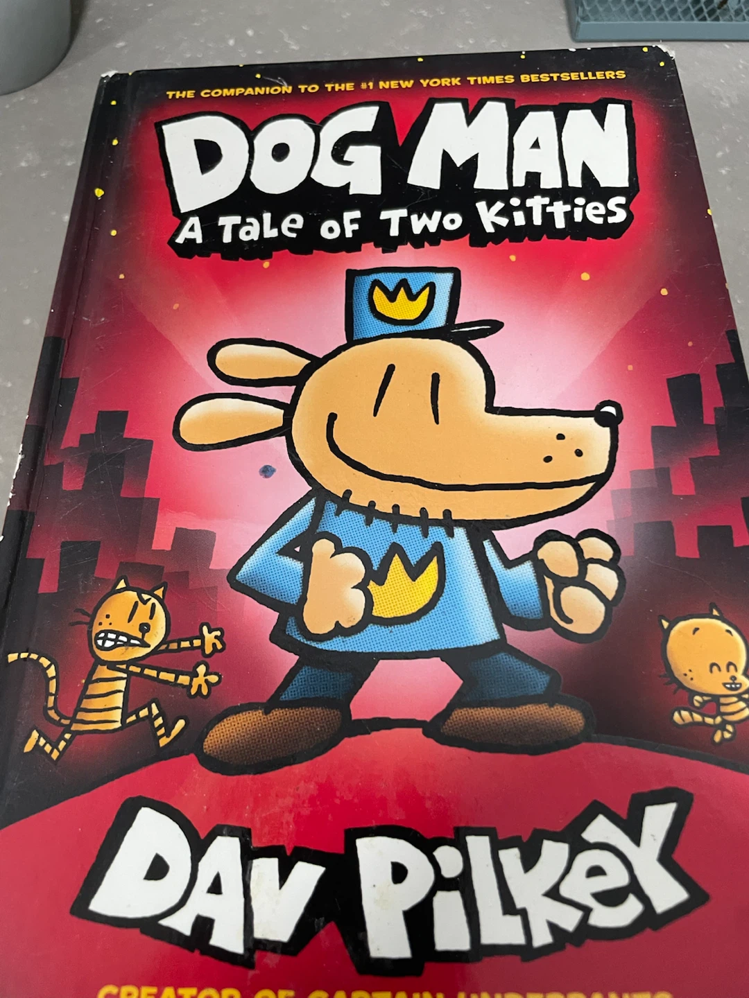 Set of 4 Captain Underpants and Dog Man Books by Dav Pilkey - photo 2