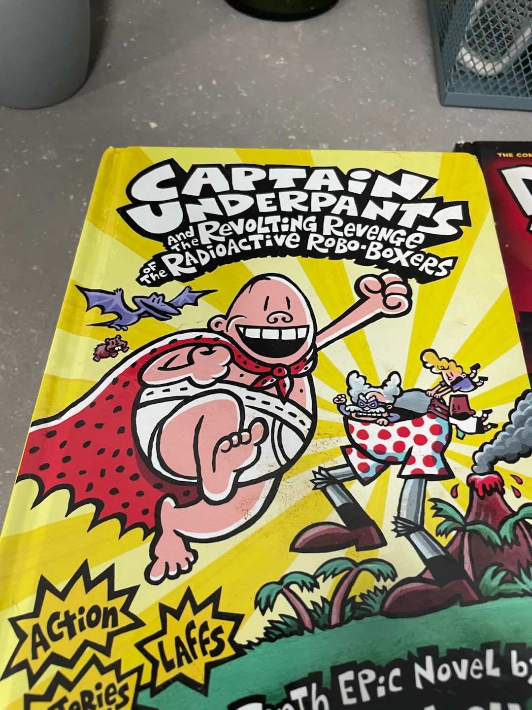 Set of 4 Captain Underpants and Dog Man Books by Dav Pilkey - photo 3
