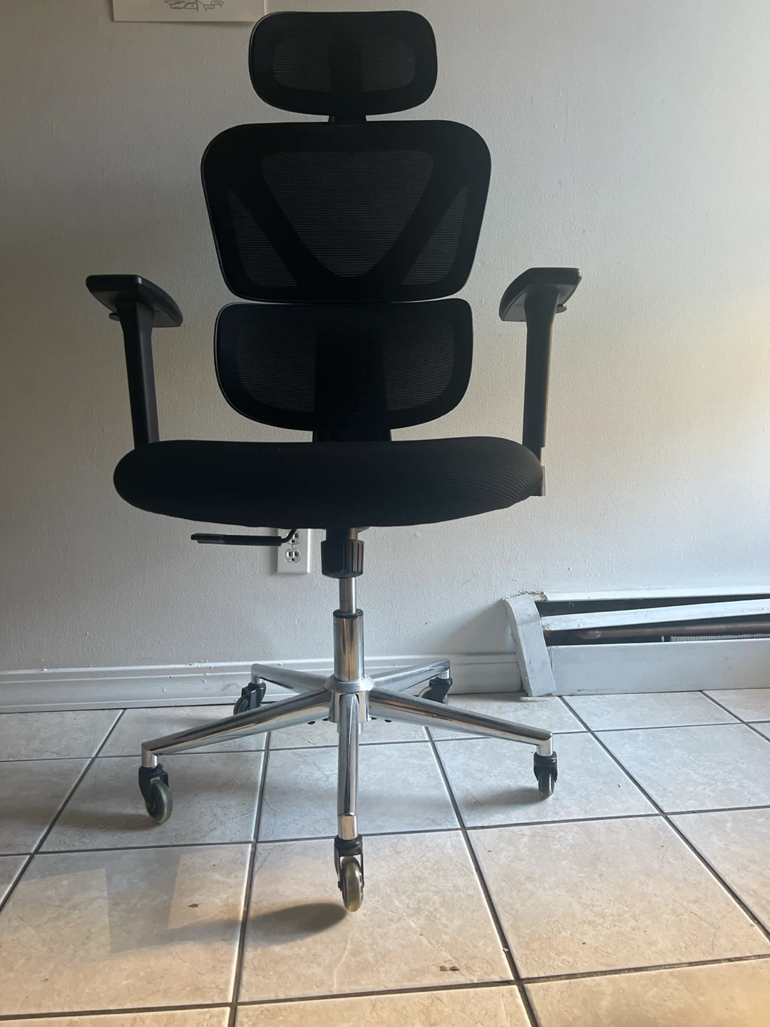 Black Ergonomic Mesh Office Chair - photo 2