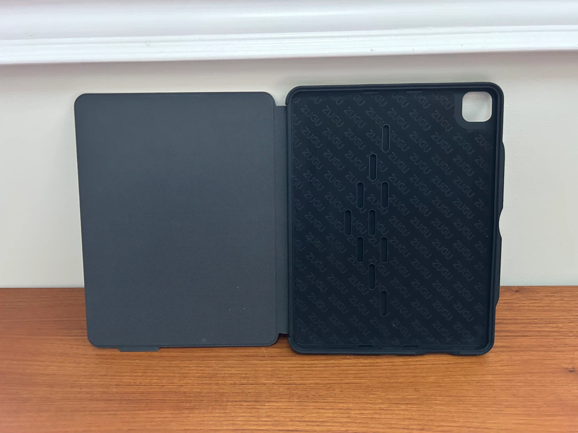 ZUGU case for iPad Pro 13”