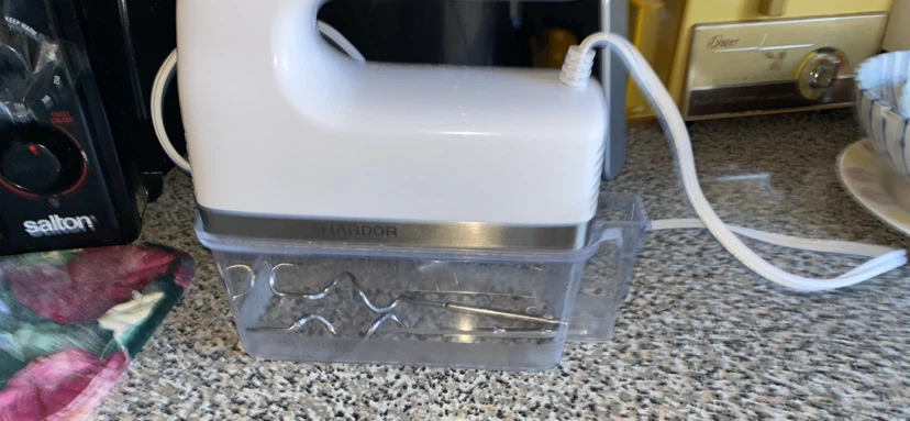 SHARDOR Hand Mixer