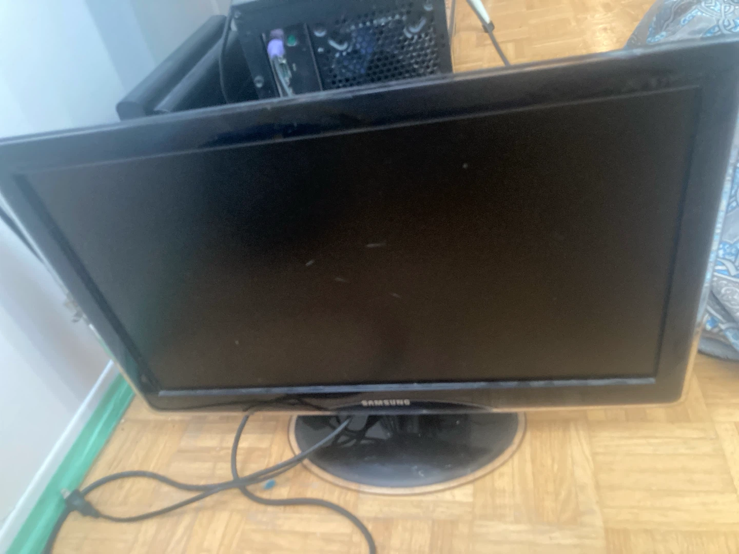 Samsung SyncMaster XL2370 Monitor - photo 2