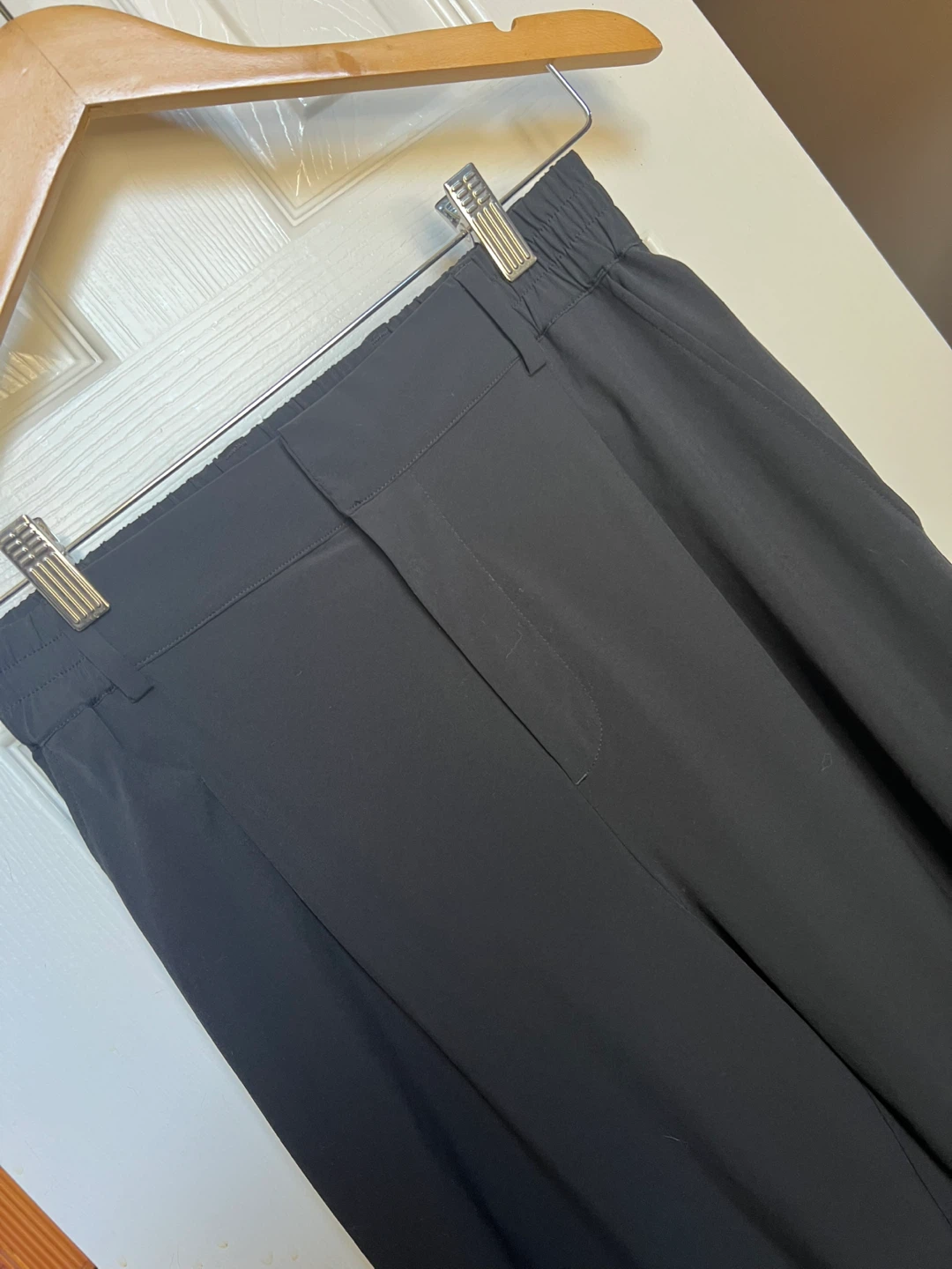 Alo Black wide leg pants size small - photo 2