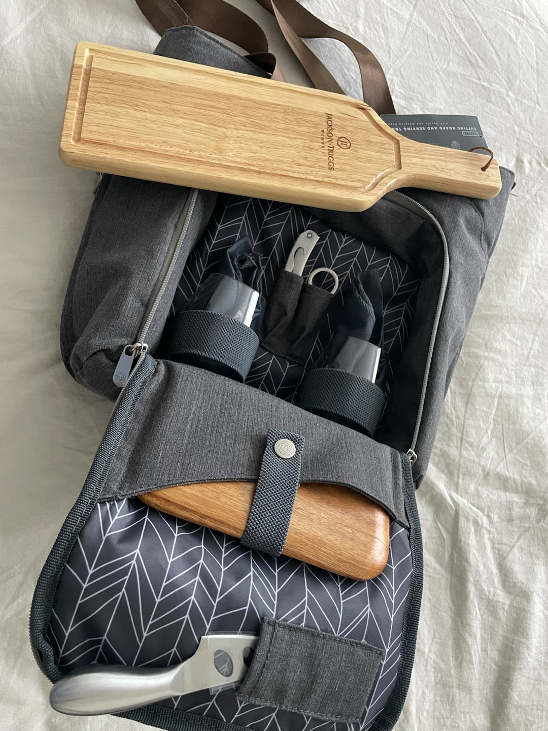 Jackson-Triggs Picnic Time Wine Tote Bag