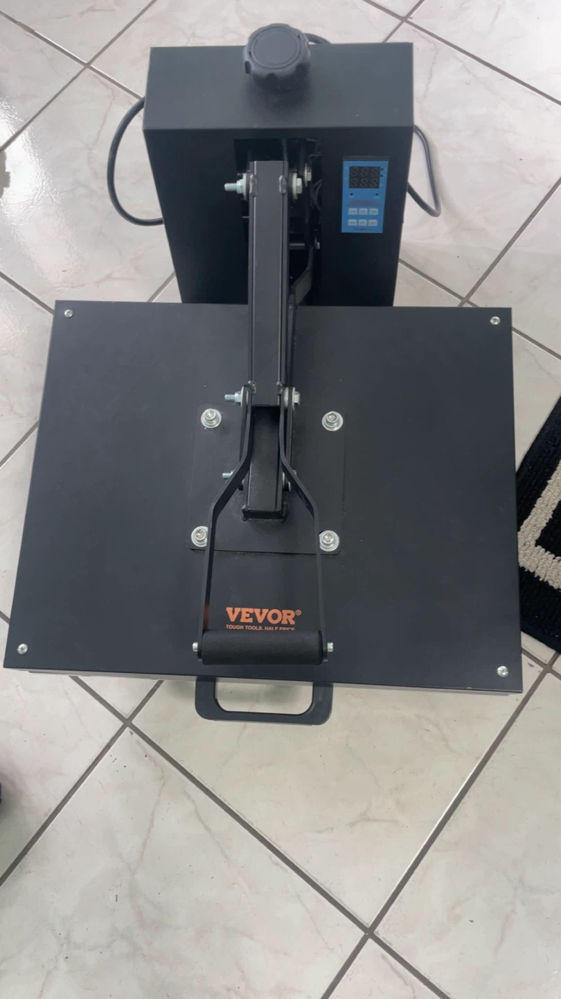 Tee-shirt printing press