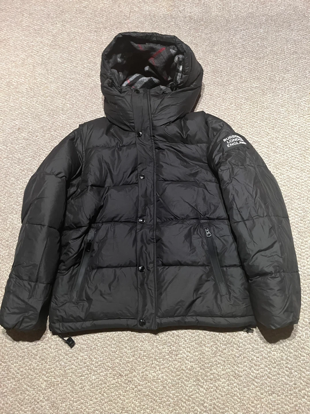 Moncler Jacket, Burberry Jacket - photo 3