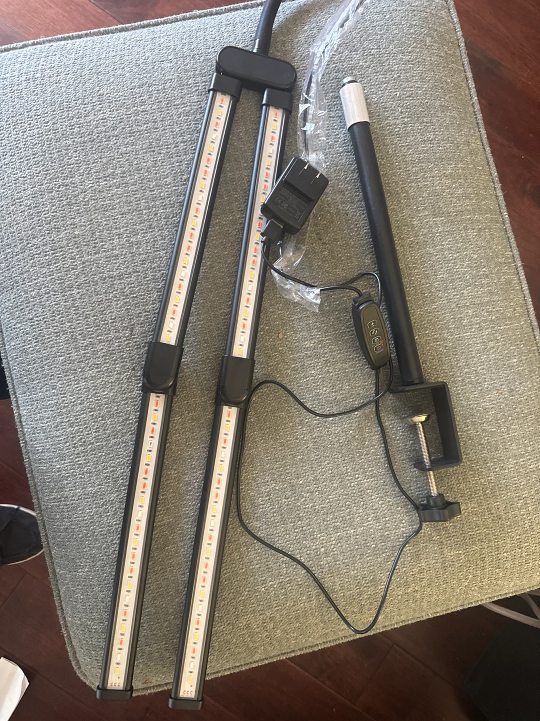 Sondiko 4-Head LED Grow Light - photo 2