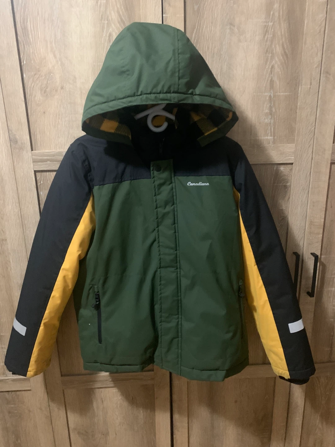 Canadiana Kids Winter Jacket XL (14-16)