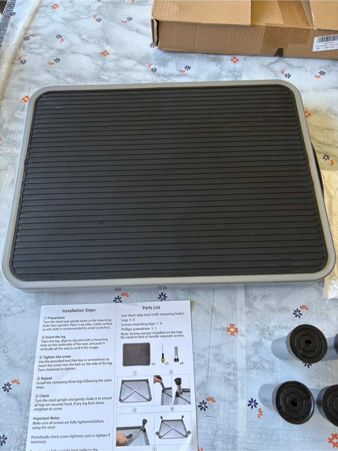 New Heavy Duty Metal Step Stool – Non-Slip - photo 3