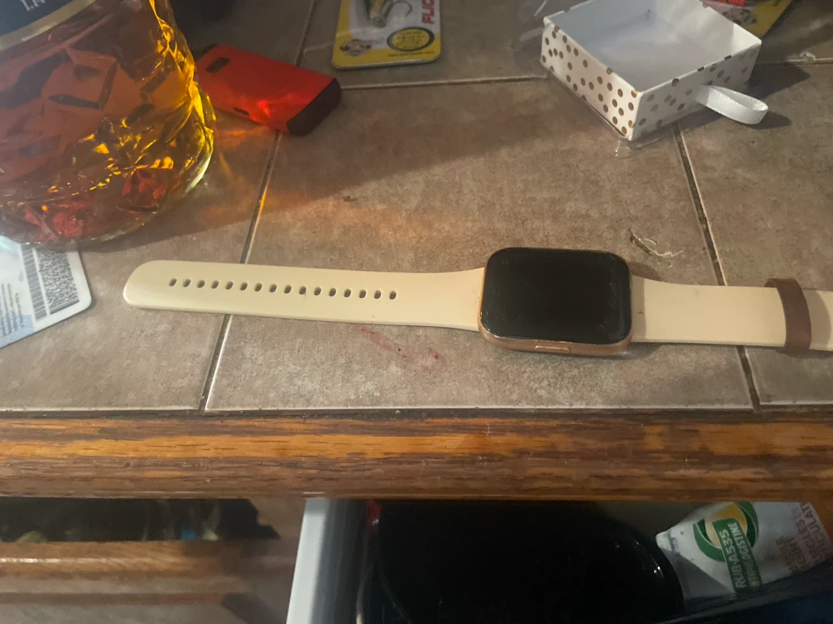 Fitbit Versa 3 Smartwatch
