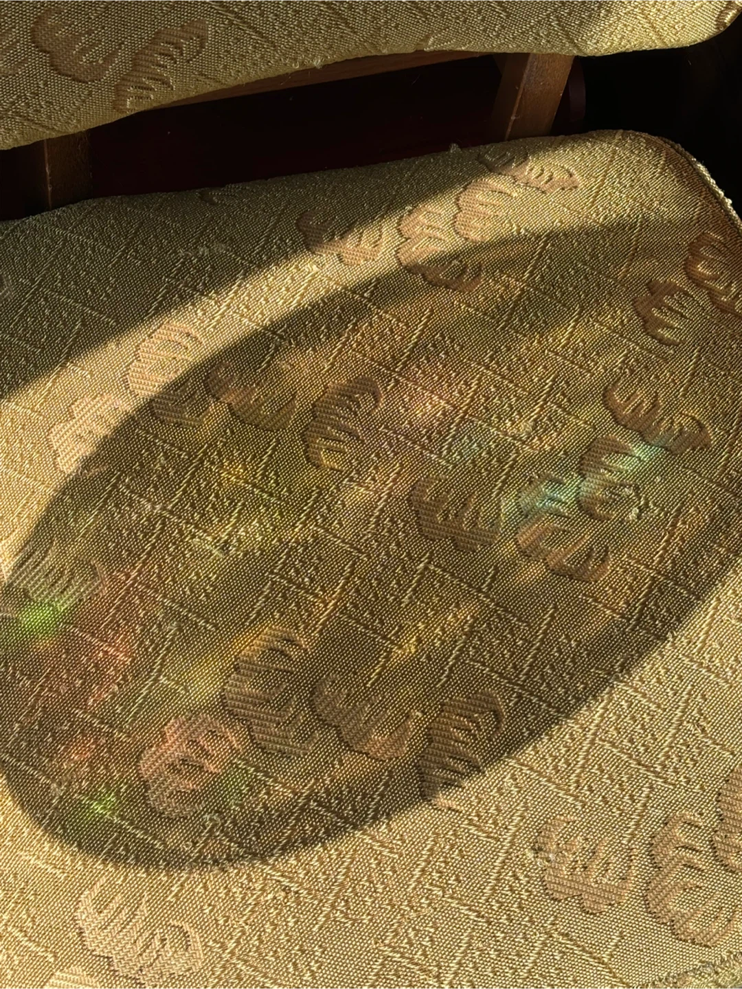 Stained Glass Style Round Bird and Floral Suncatcher - photo 4