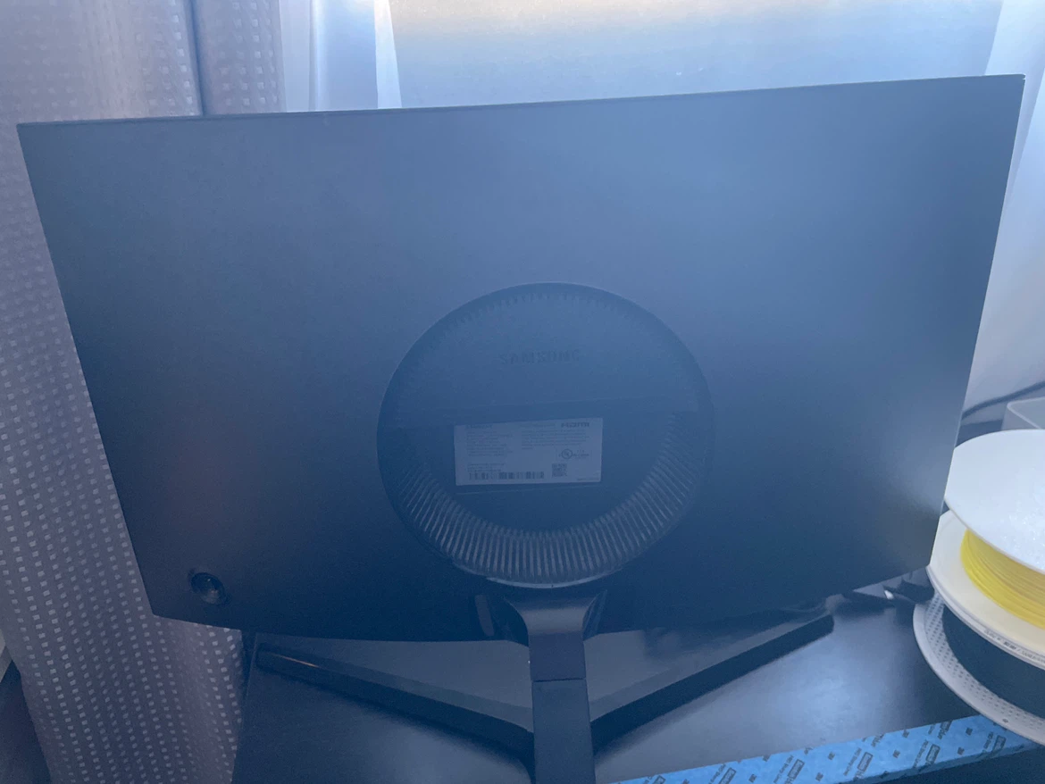 Samsung 24” Curved Gaming Monitor – 144Hz Full HD - photo 2