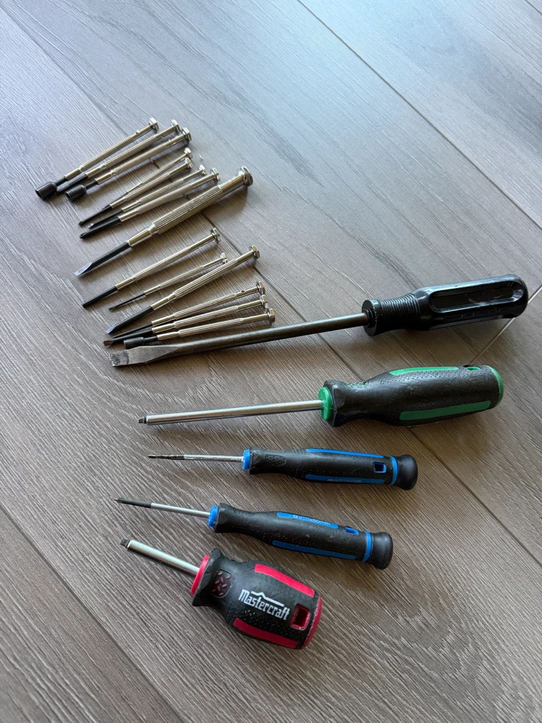 Mastercraft screwdriver set (Delivery)