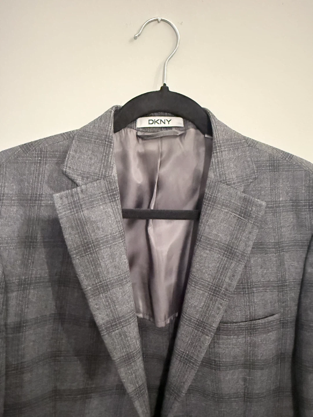 DKNY Men's 100% Wool Plaid Sport Coat Blazer - Size 40L Cleaned - photo 4