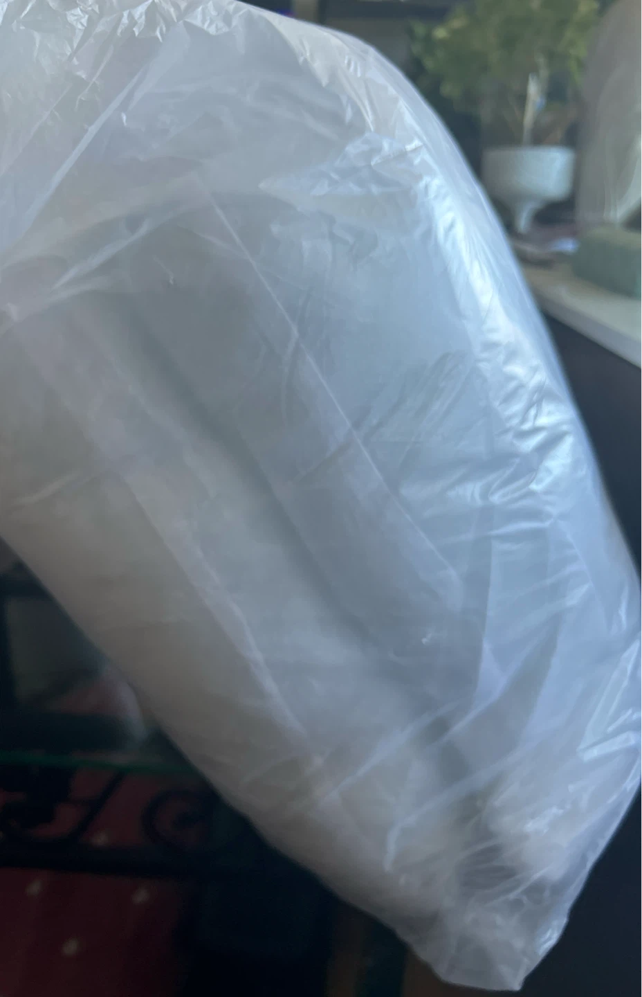 4 Pieces - White Throw Pillows ( Brand New) - photo 3