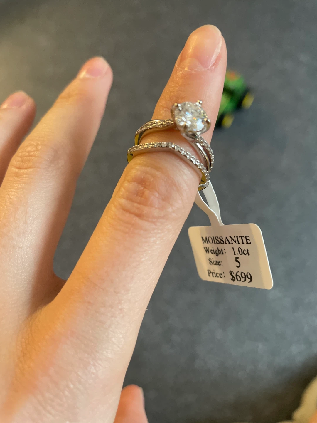 obo 1.0ct Moissanite Diamond Engagement Ring Set