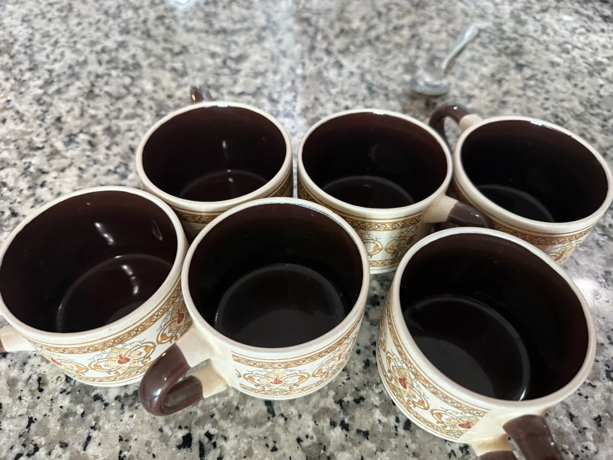 Set of 6 Vintage Style Ceramic Mugs - photo 3