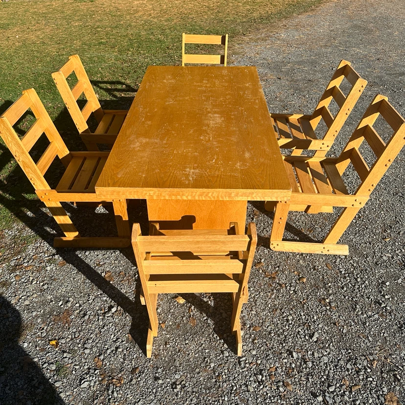 Vintage Oak Dining Table & 6 Matching Chairs (CAN DELIVER) - photo 3