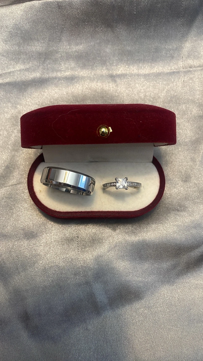 Matching Couple Ring Set