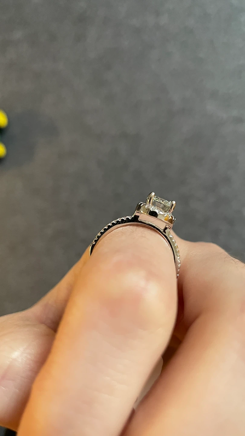 $200 obo 1.0ct Moissanite Halo Ring - photo 2