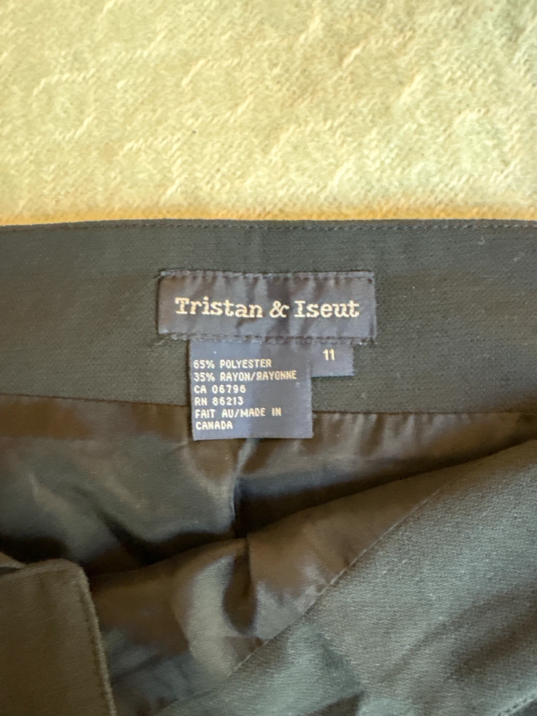 Tristan & Iseut Black full length wrap Skirt Size 11