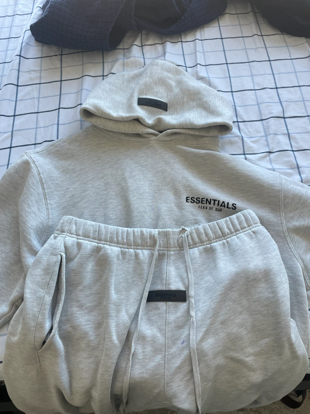 *authentic* Essentials Fear of God Hoodie and Sweatpants Set