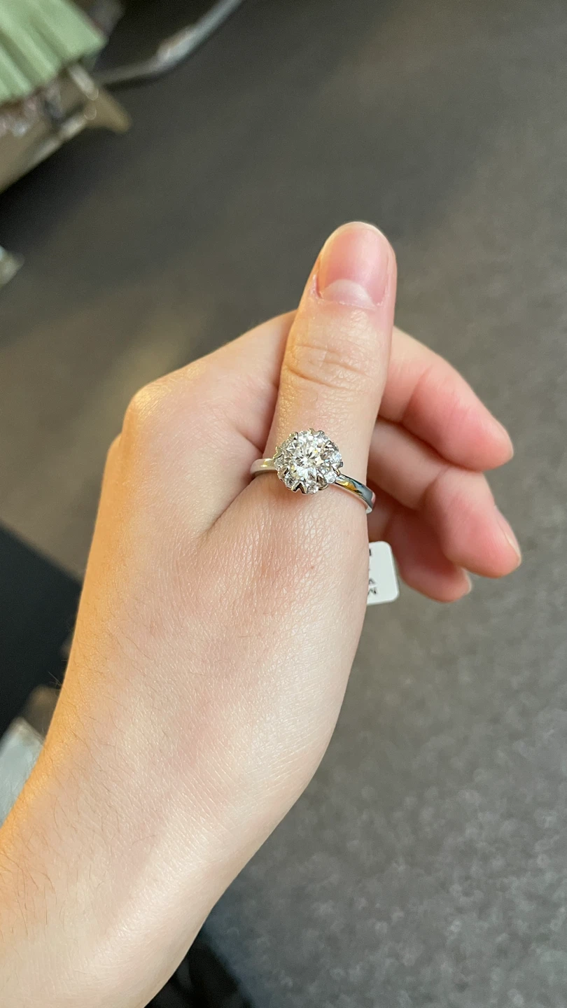 $150 obo 1.0ct Ring Size 8