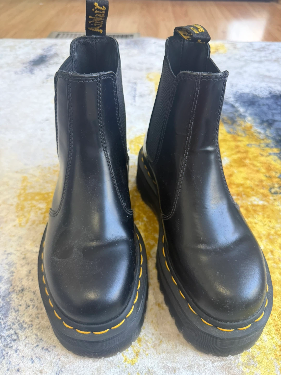 Dr. Martens 2976 Chelsea Boots