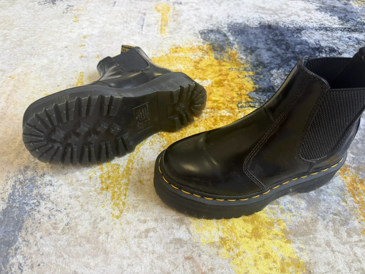 Dr. Martens 2976 Chelsea Boots - photo 3