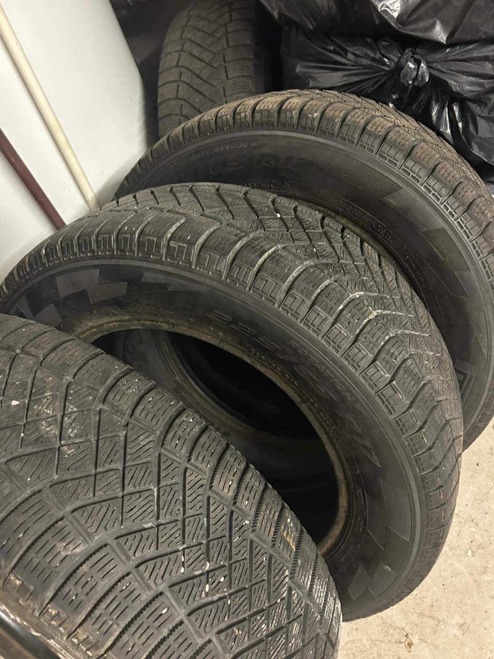 Pirelli Ice Zero 225/65/17 set of 4 - photo 2