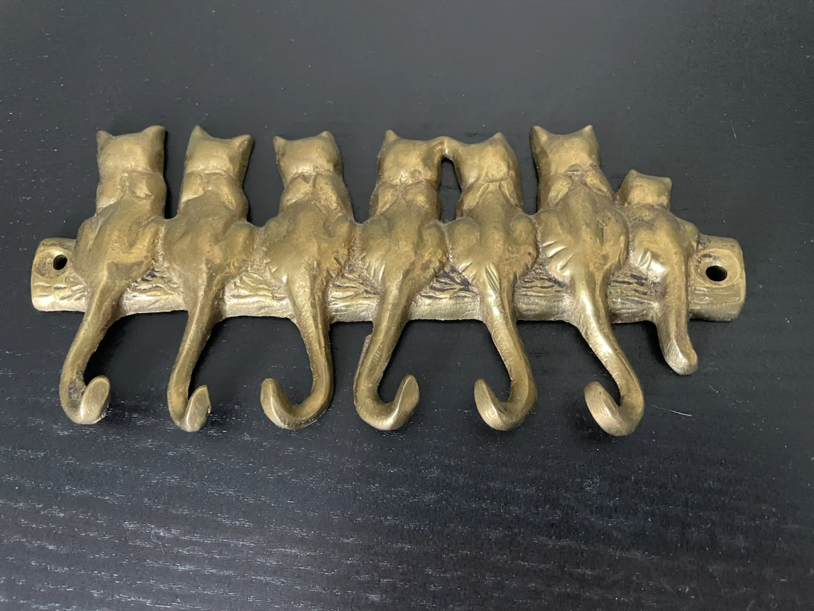 Brass Cat Hook Rack - photo 3