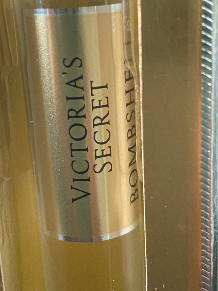 NEW! Victoria's Secret “Bombshell”Rollerball Perfume!