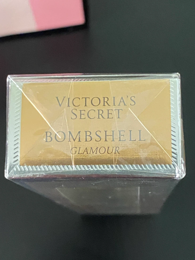 NEW! Victoria's Secret “Bombshell”Rollerball Perfume! - photo 2